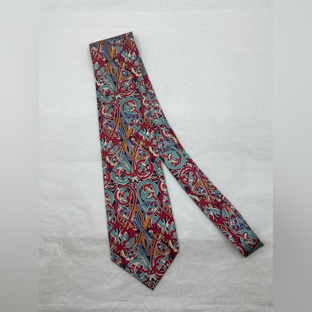 Exquisite PAST TIMES MEN'S  TIE 100% Silk Necktie Celtic Design Red